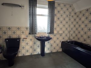 Photo 11- click for photo gallery